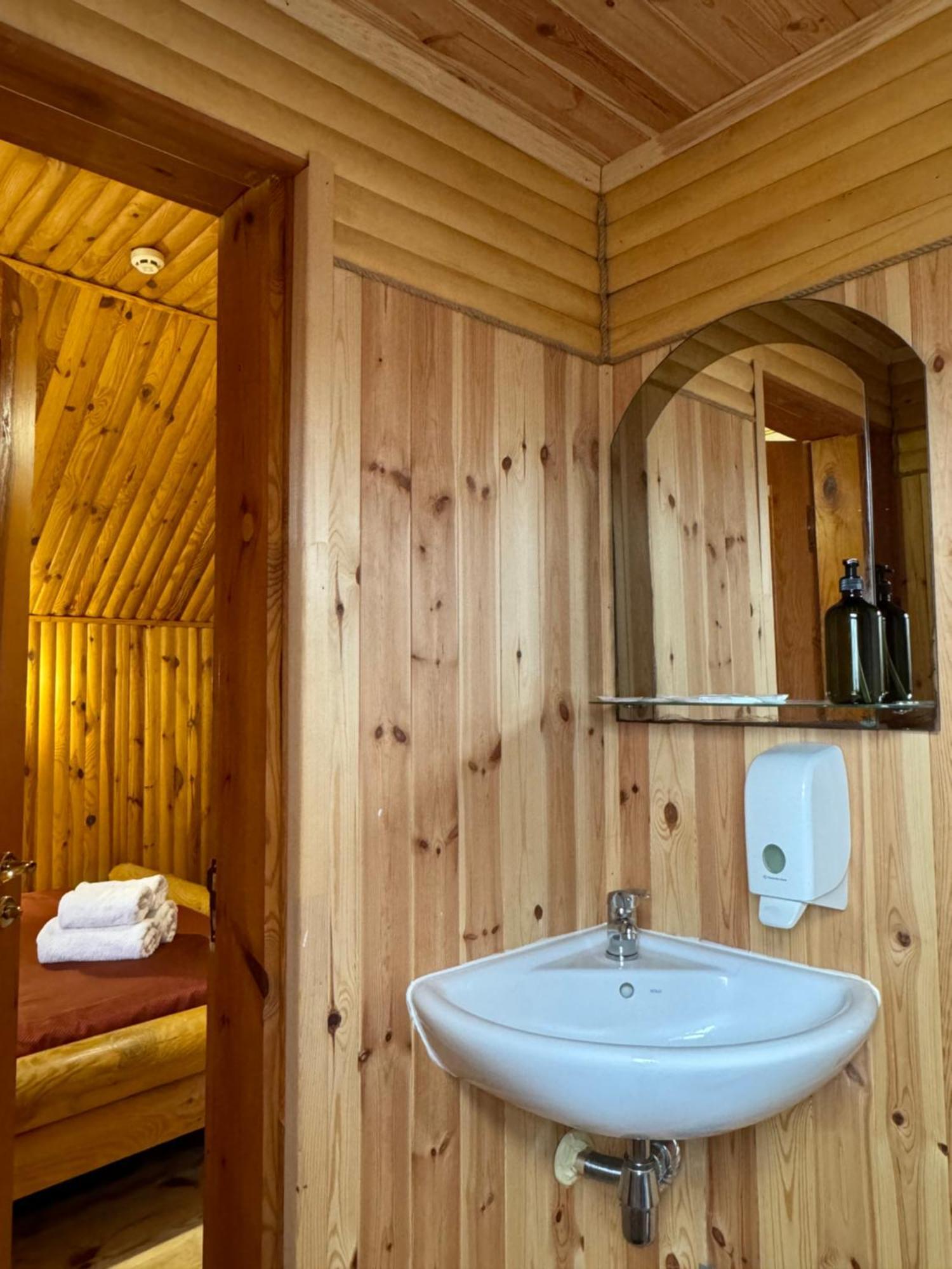 Tysha Forest Club Romankiv Bagian luar foto
